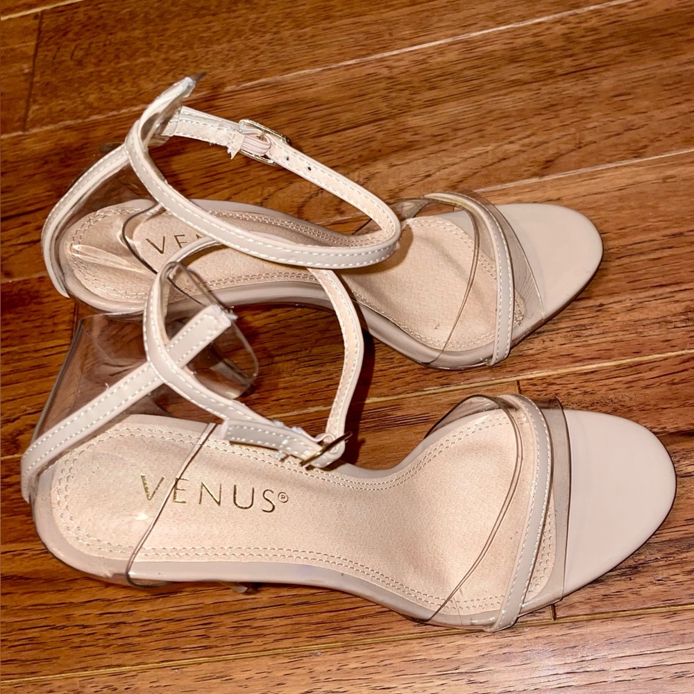 VENUS Women's Elegant chic beige tan Transparent Heels NWT no box l